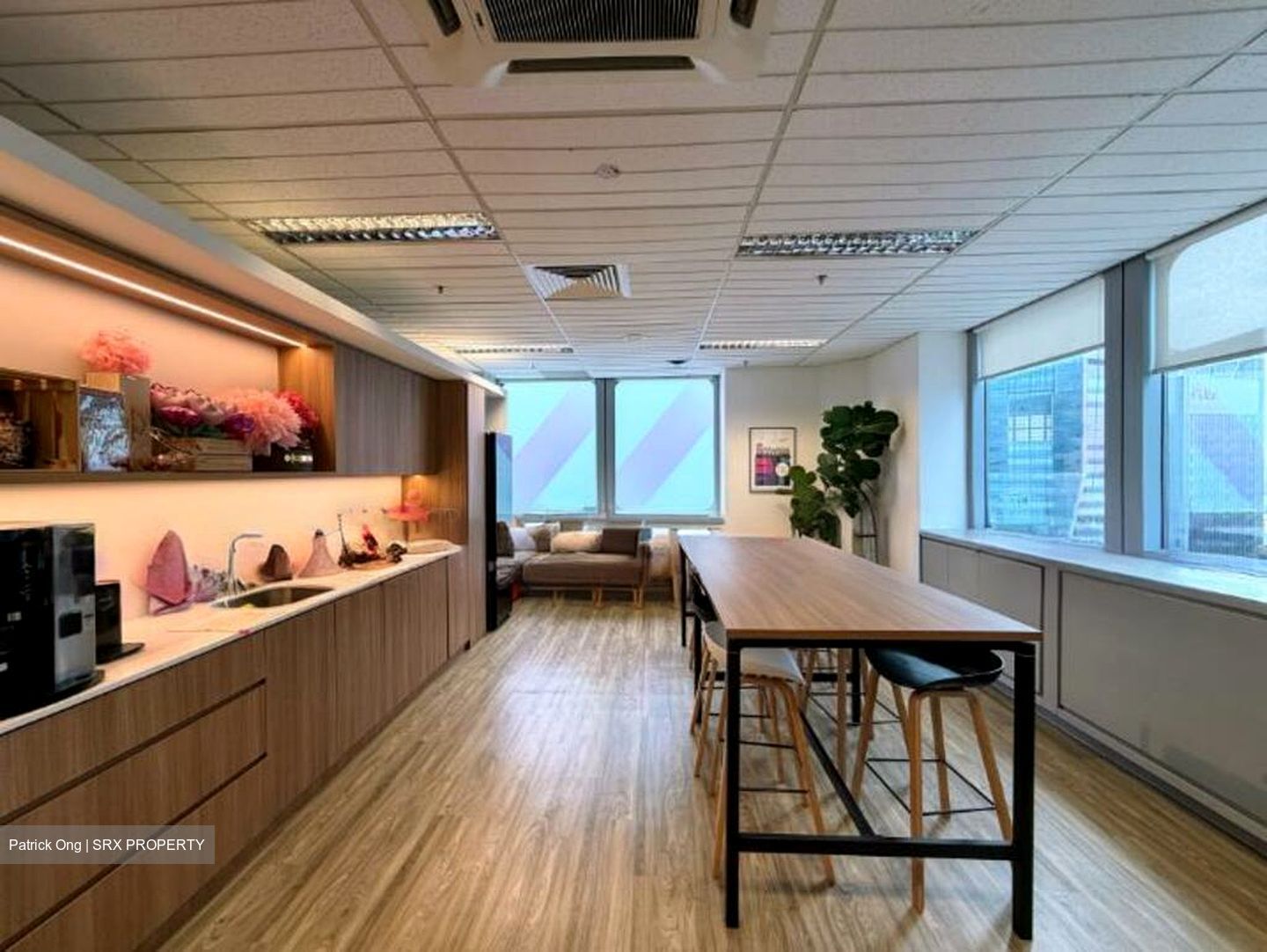 Oue Bayfront (D1), Office #520294431